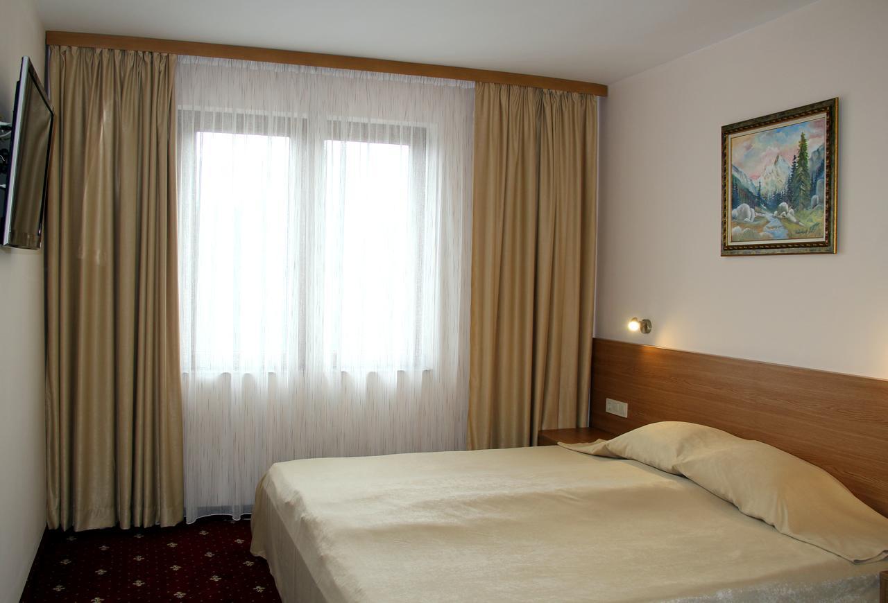 Hotel Coop Rozhen Pamporovo Exterior photo